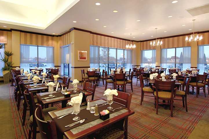 Hilton Garden Inn Atlanta Airport North College Park Restaurant photo