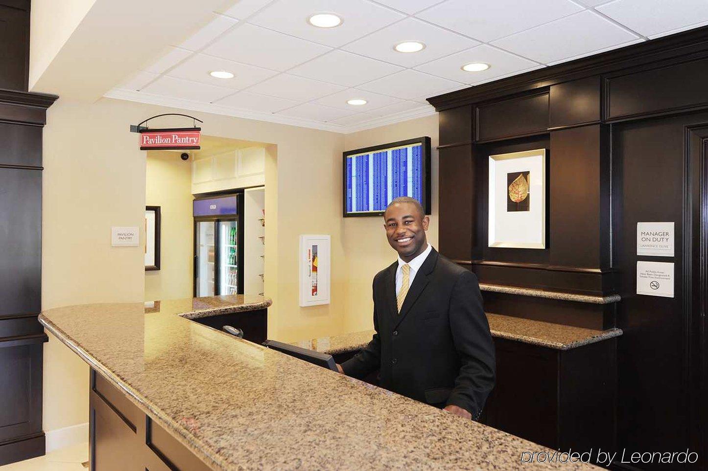 Hilton Garden Inn Atlanta Airport North College Park Exterior photo