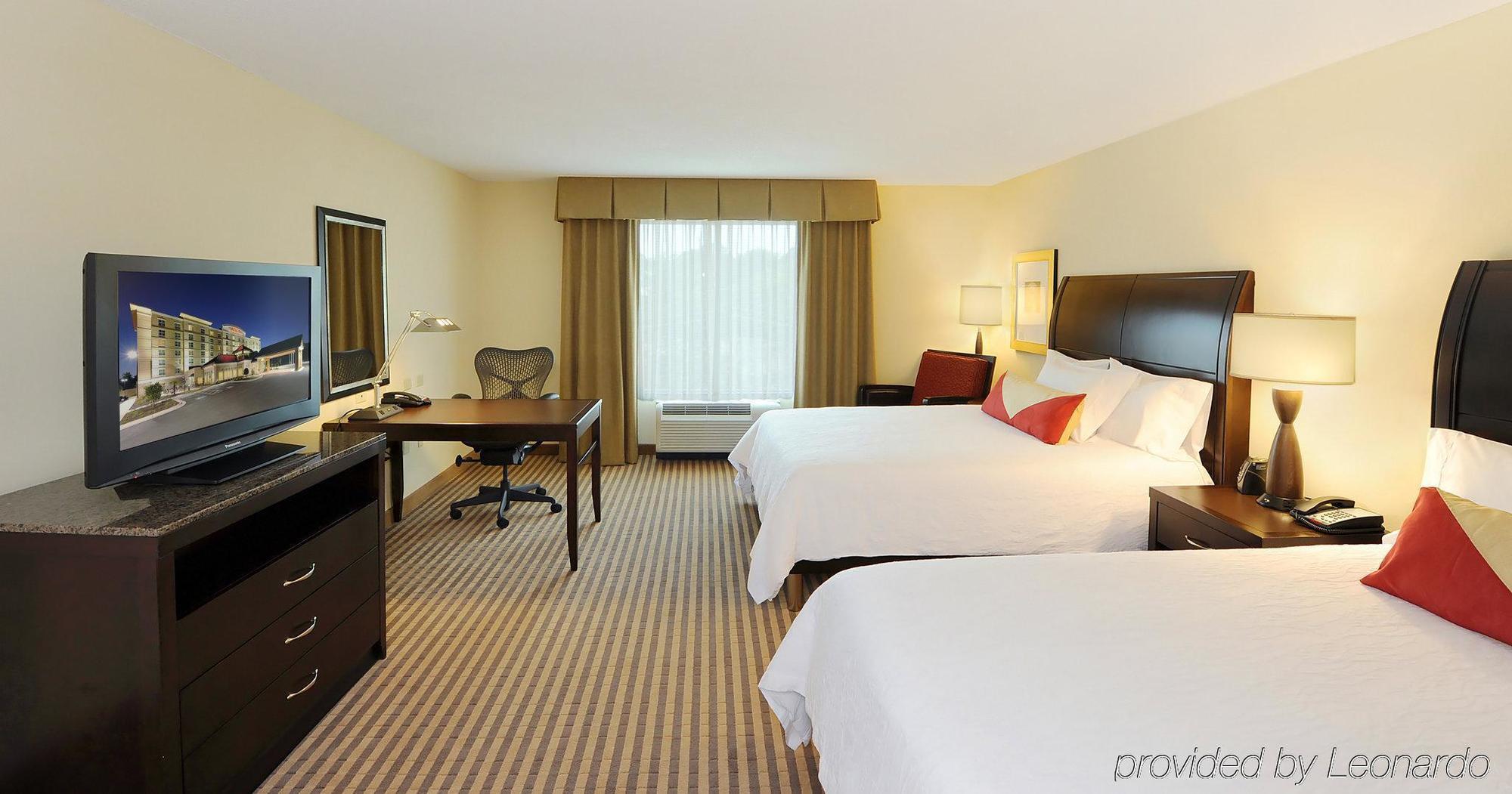 Hilton Garden Inn Atlanta Airport North College Park Room photo