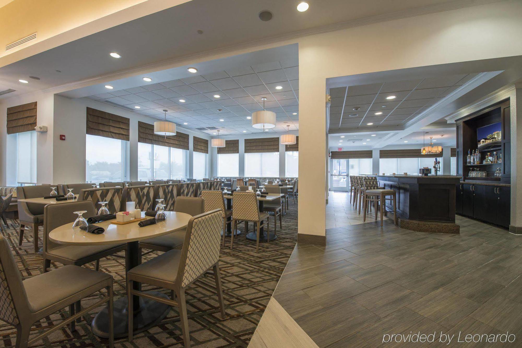 Hilton Garden Inn Atlanta Airport North College Park Exterior photo